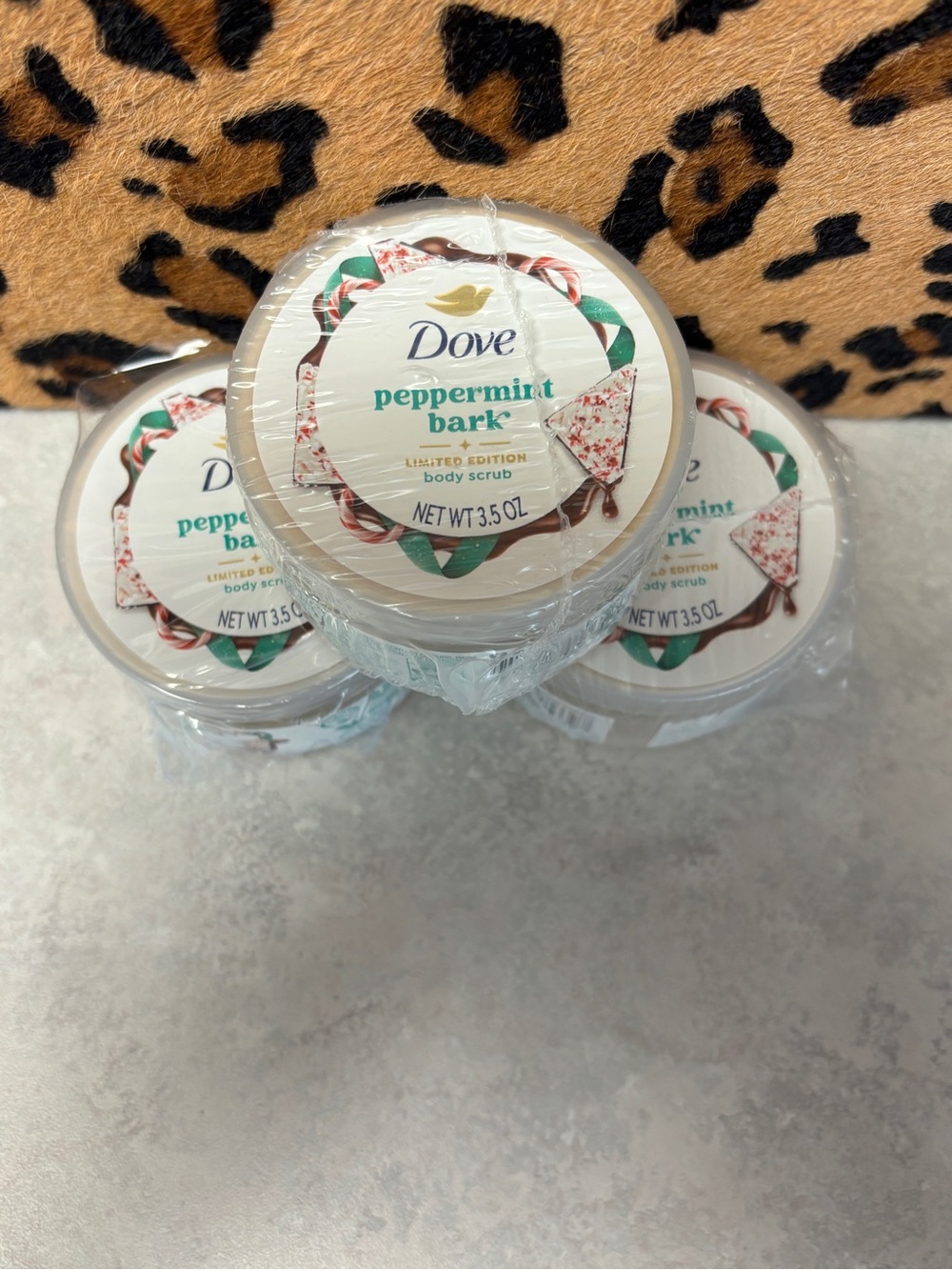 Dove Peppermint Bark Body Scrub 3.5 oz Lot of 3 Limited Edition Holiday NEW